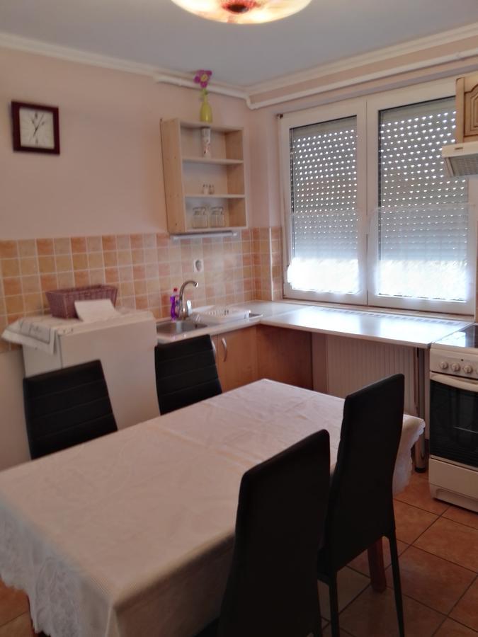 Kiskucko Apartman Hajdúszoboszló Esterno foto