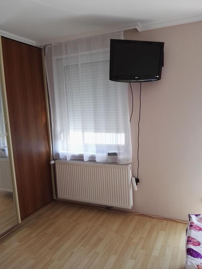 Kiskucko Apartman Hajdúszoboszló Esterno foto